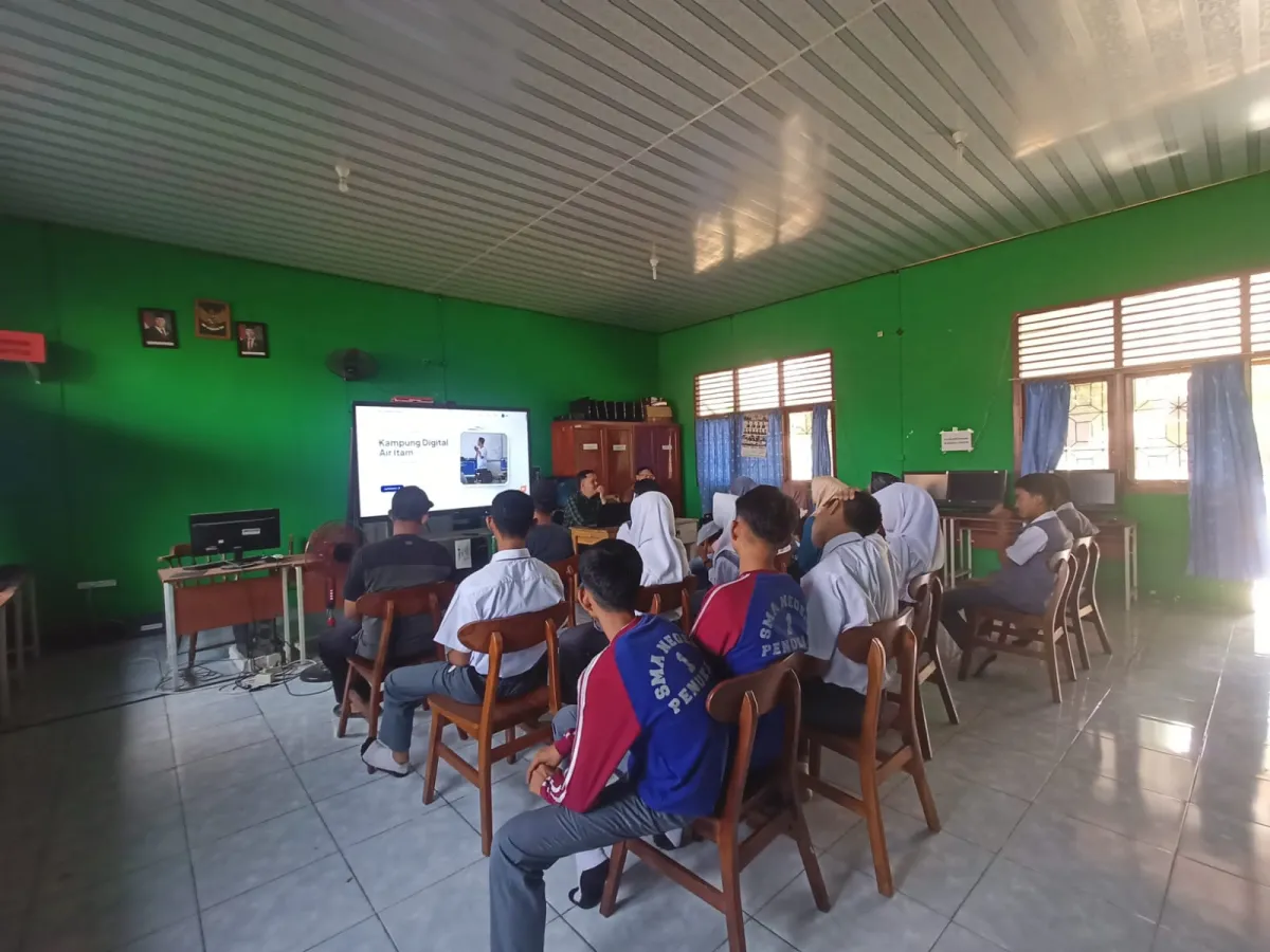 Temu Diskusi Wali Siswa Coding SMA Negeri 1 Penukal